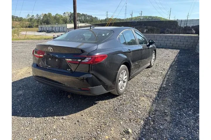 $27791 : Toyota Camry 2025 SE 4dr Sed image 7