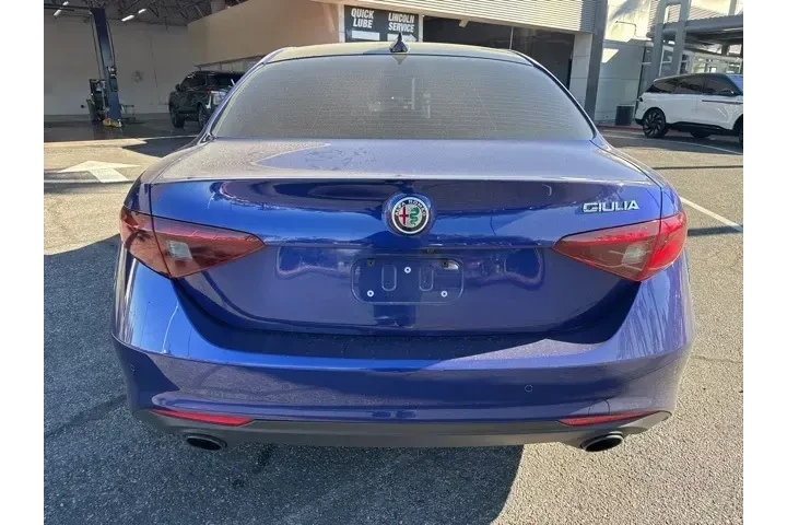 $24375 : Alfa Romeo Giulia 2023 Sprin image 6