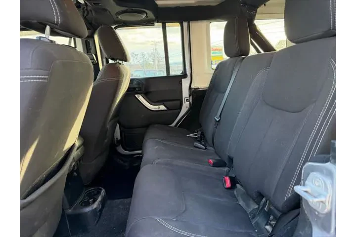 $21990 : Jeep Wrangler Unlimited 2014 image 7