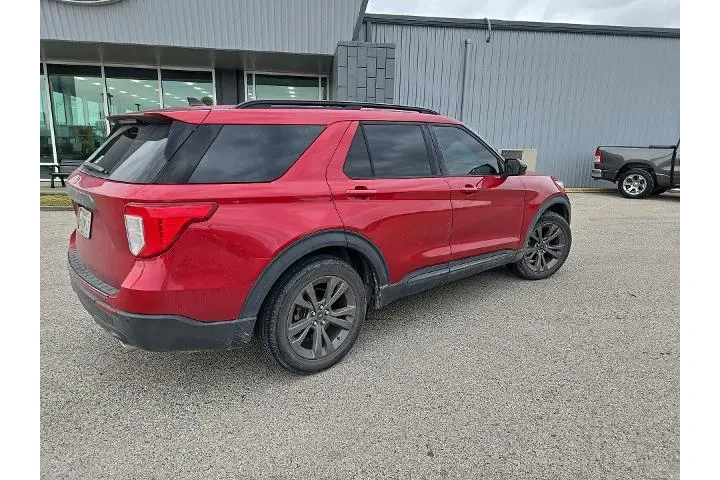 $29983 : Ford Explorer 2023 XLT 4dr S image 10