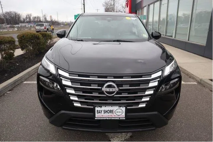 $23196 : Nissan Rogue 2025 AWD SV 4dr image 4