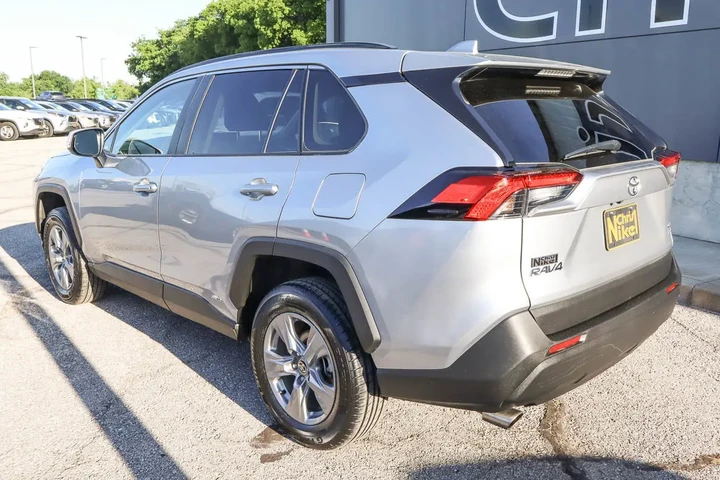 $34787 : 2025 RAV4 Hybrid XLE AWD image 6