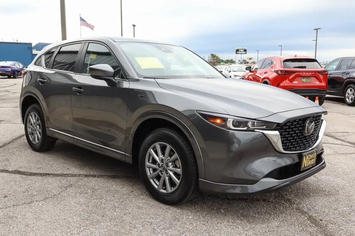 $26587 : 2025 CX-5 2.5 S Select Packag image 3