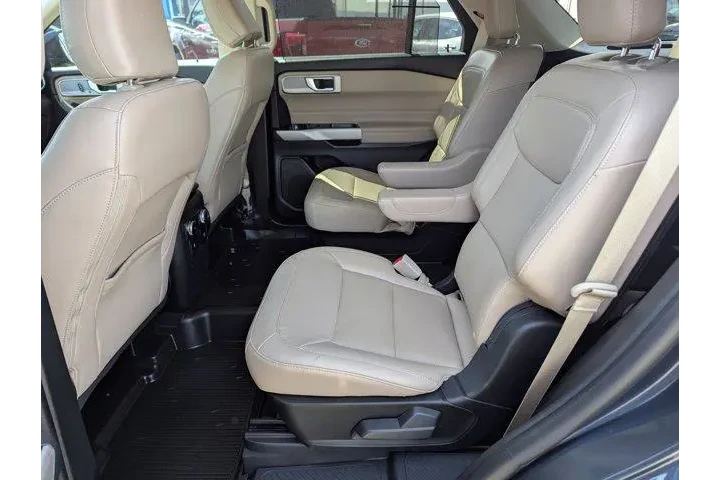 $32999 : Ford Explorer 2023 AWD Limit image 8