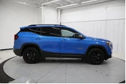 $27995 : GMC Terrain 2024 AWD AT4 4dr thumbnail