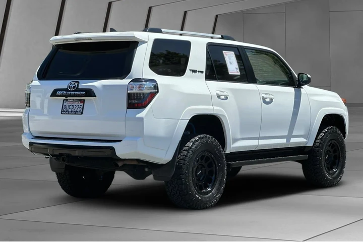 $35000 : Toyota 4Runner 2016 4x4 TRD image 4