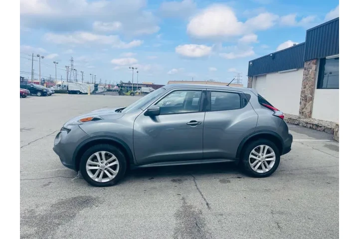$5999 : 2017 JUKE S image 4