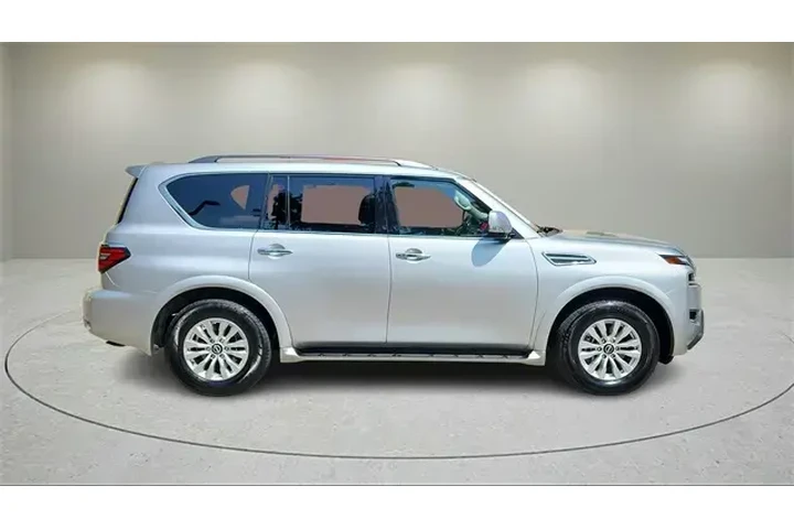 $27679 : Nissan Armada 2023 4x2 SV 4d image 2