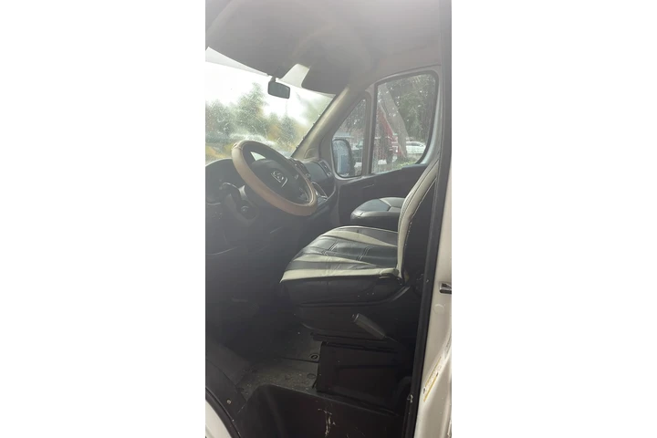 $9000 : Ram Promaster 1500 image 8