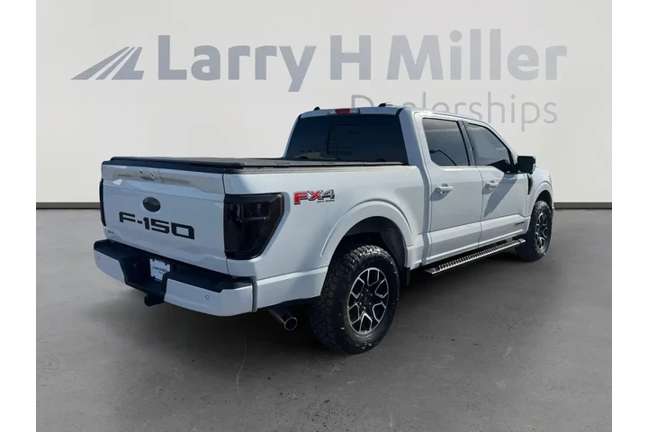 $39633 : Ford F-150 2023 4x4 XL 4dr S image 5