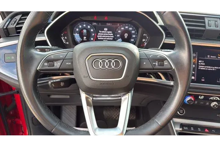 $26441 : Audi Q3 2022 AWD quattro S l image 5