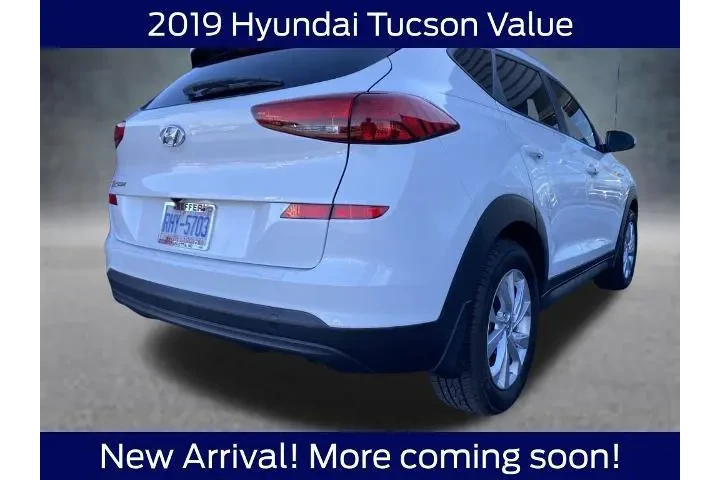 $16000 : Hyundai TUCSON 2019 Value 4d image 3