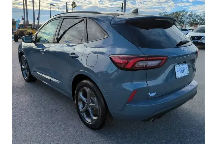 $19999 : Ford Escape 2024 ST-Line 4dr image 6