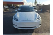$27990 : Tesla Model Y 2023 AWD 4dr C thumbnail