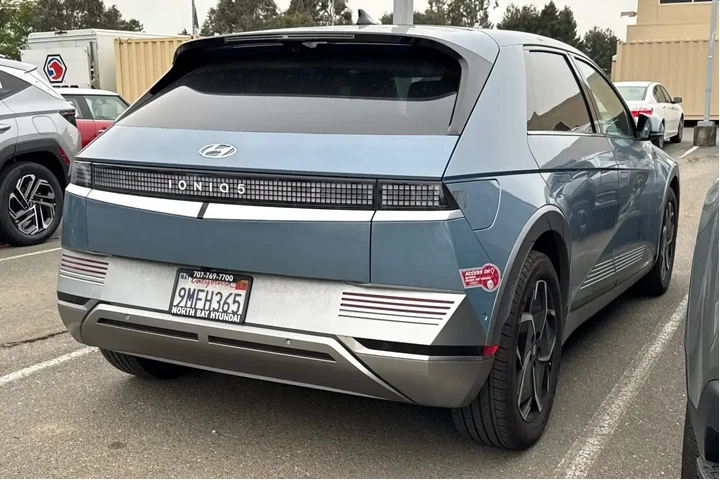 $31990 : Hyundai IONIQ 5 2024 Limited image 5