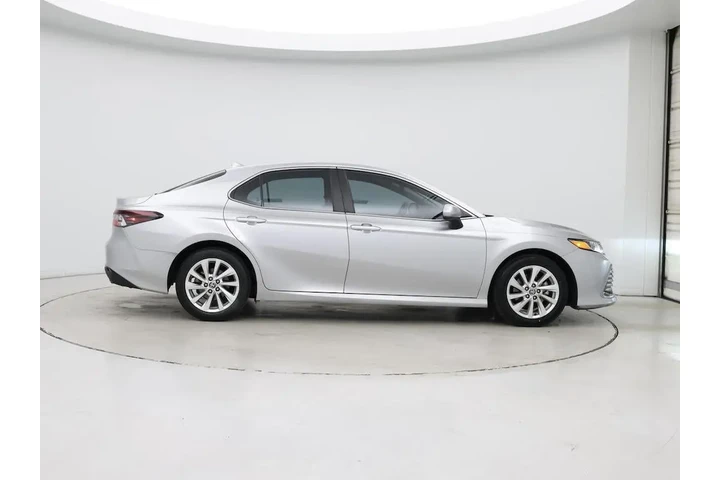 $23998 : Toyota Camry 2023 LE 4dr Sed image 7