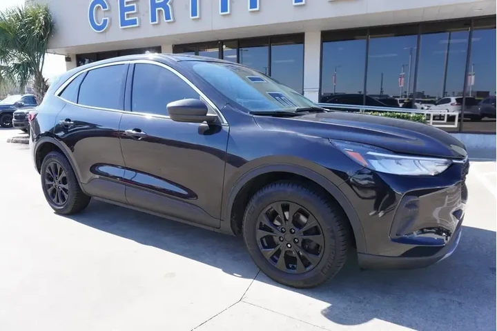 $19488 : Ford Escape 2023 Active 4dr image 1