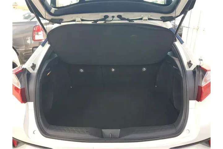 $16490 : Toyota C-HR 2020 LE 4dr Cros image 8