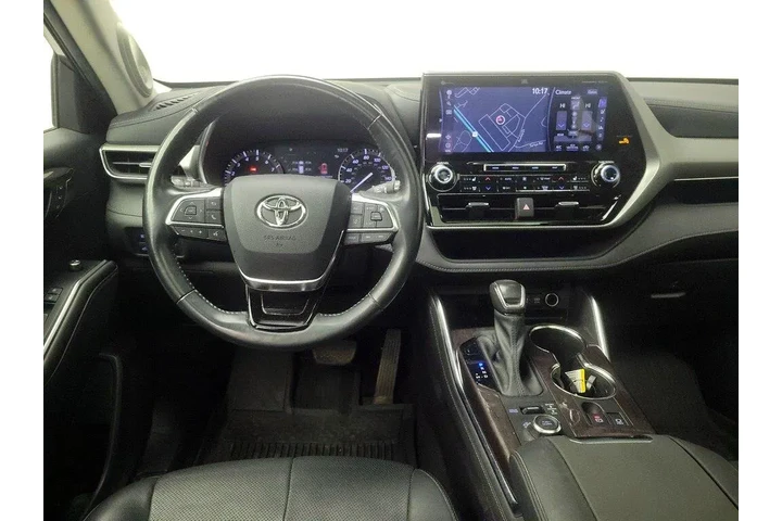 $30998 : Toyota Highlander 2021 AWD P image 10