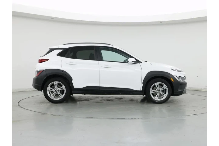 $22998 : Hyundai KONA 2023 AWD SEL 4d image 7