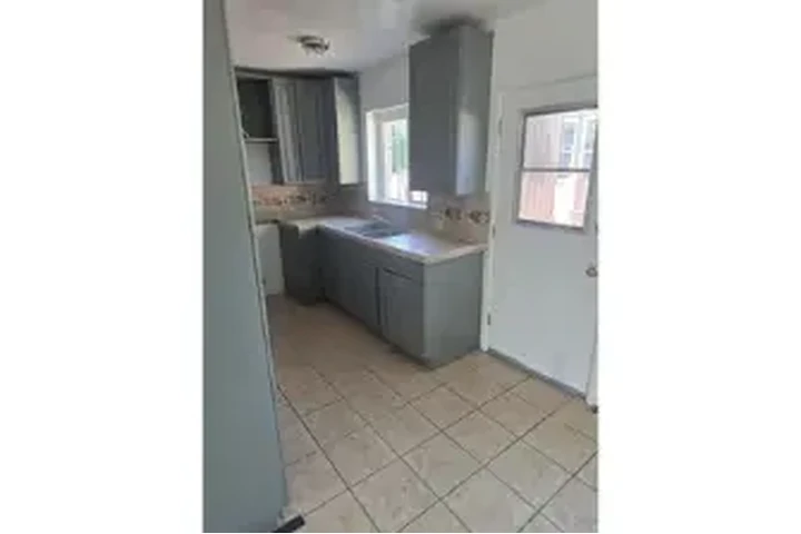 $1900 : Apartamento de renta image 4