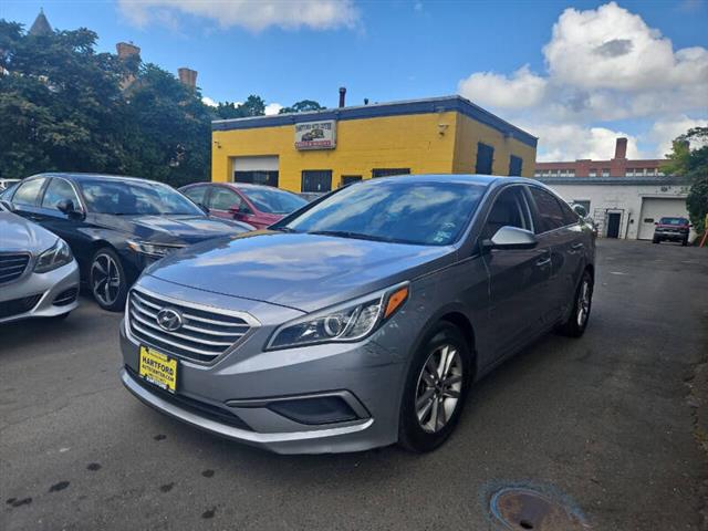 $9999 : 2016 Sonata SE image 4