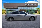 $20740 : Hyundai ELANTRA 2024 SEL 4dr thumbnail