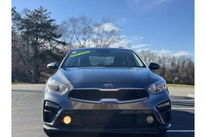 $7999 : 2021 Forte LXS image 3