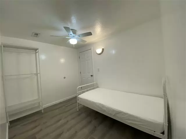 $460 : Cuarto en renta image 2