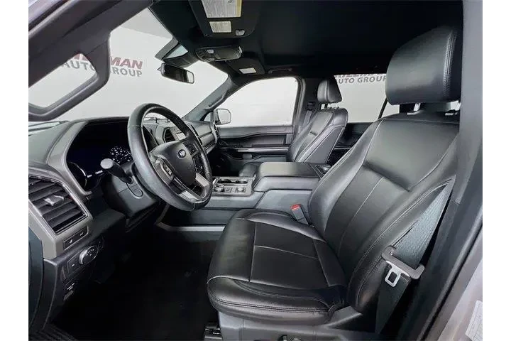 $30175 : Ford Expedition MAX 2021 4x4 image 10