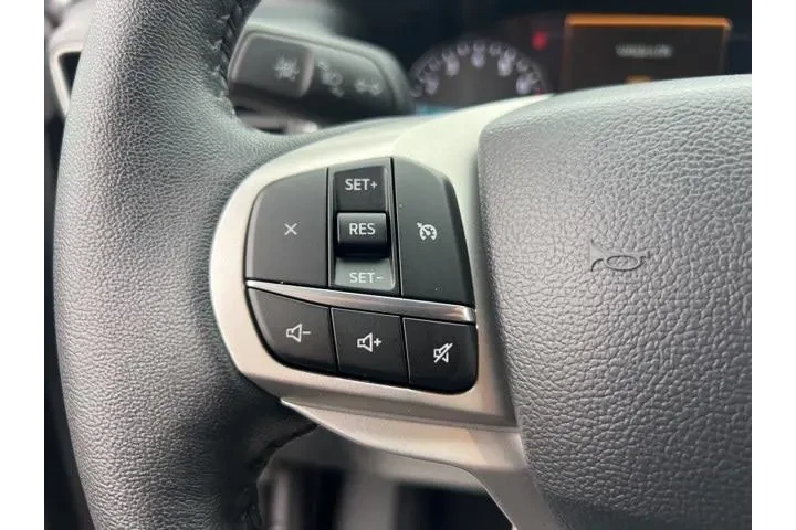 $35475 : Ford Explorer 2024 AWD XLT 4 image 9