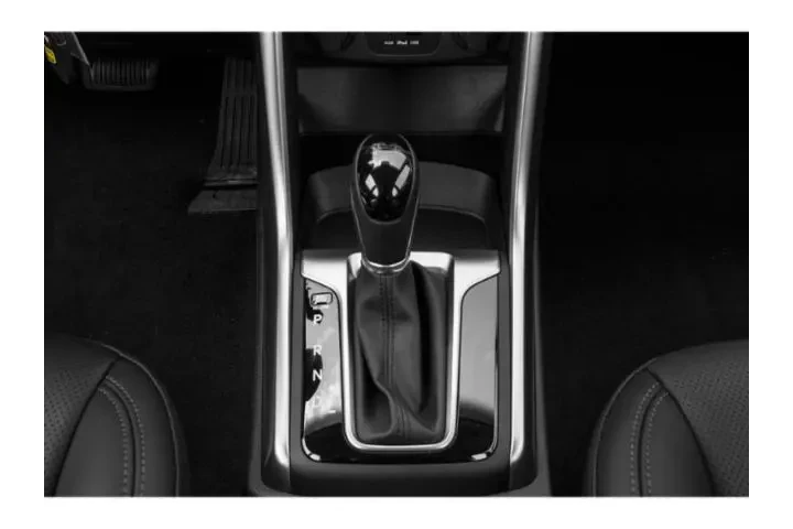 $8166 : Hyundai ELANTRA GT 2015 4dr image 10