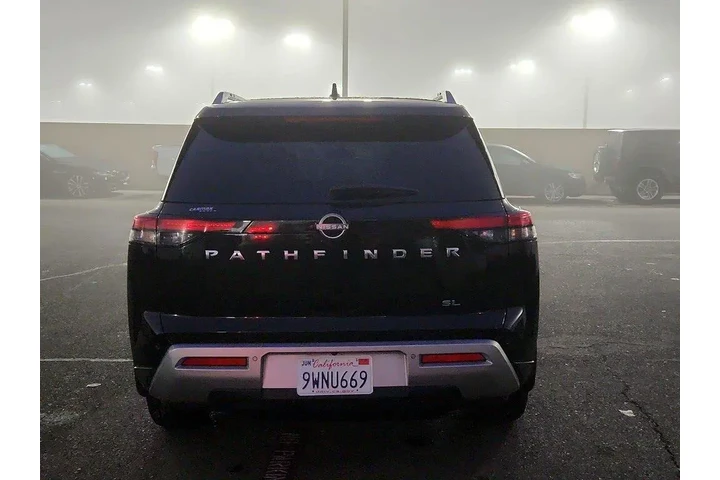 $29998 : Nissan Pathfinder 2022 SL 4d image 6