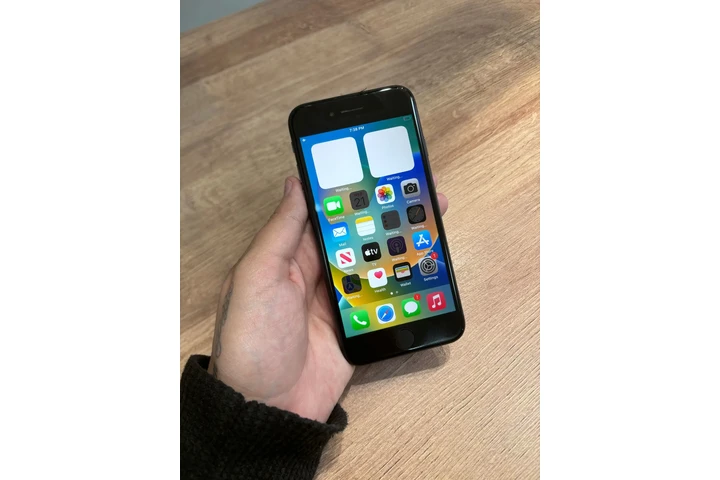 $165 : Iphone 8 64GB - Unlocked image 2