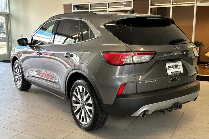 $26510 : Ford Escape 2022 AWD Titaniu image 6