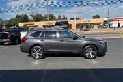 2018 Outback 2.5i Limited thumbnail