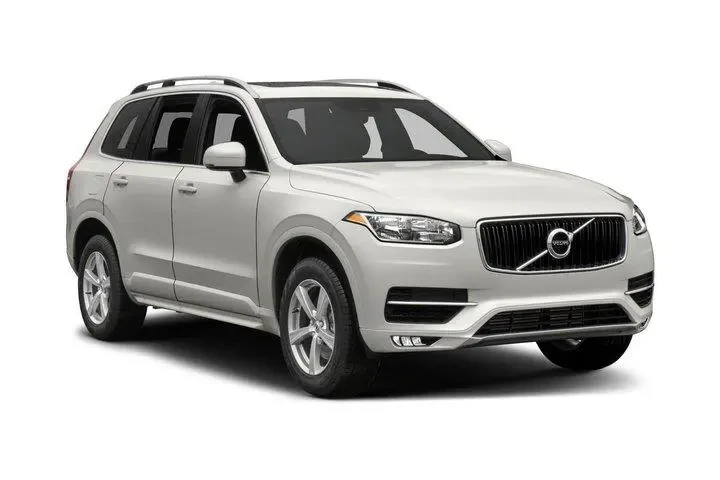 $20877 : Volvo XC90 2018 AWD T6 Momen image 6