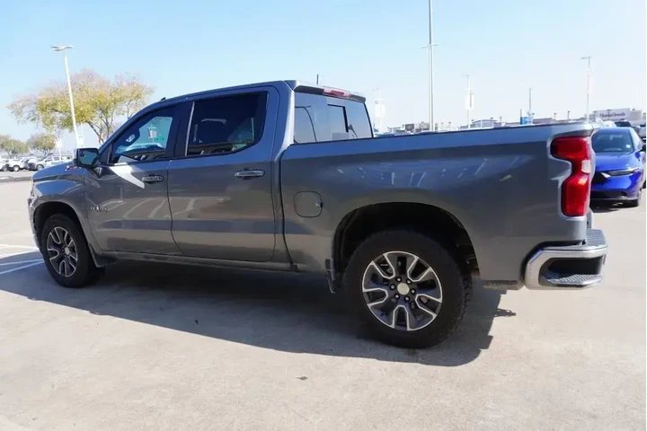 $31288 : Chevrolet Silverado 1500 202 image 4