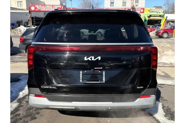 $35995 : Kia Carnival Hybrid 2025 EX image 5
