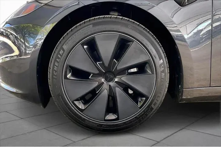 $36997 : Tesla Model 3 2025 Long Rang image 10