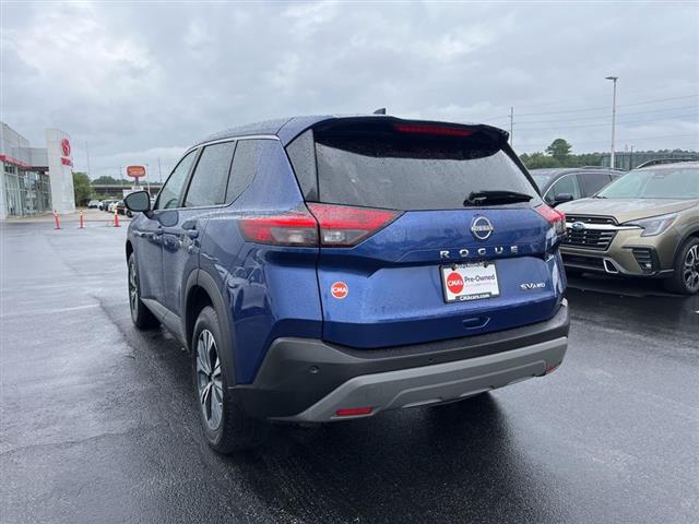 $22991 : PRE-OWNED 2022 NISSAN ROGUE SV image 5