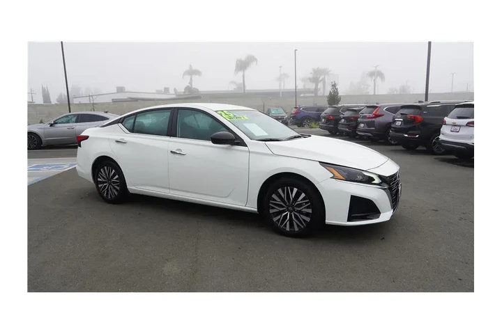$21984 : 2025 Altima SV image 4