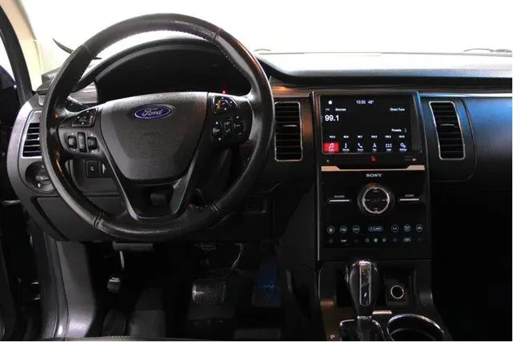 $11950 : Ford Flex 2017 AWD Limited 4 image 2