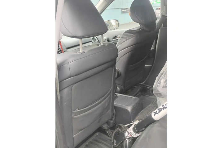 $4500 : Honda SRV 2010 image 9