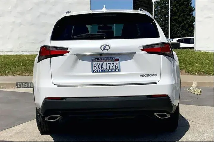 $14985 : Lexus NX 200t 2017 4dr Cross image 4