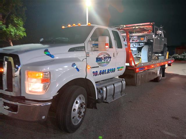 24/7 Towing Company in Fontana image 4