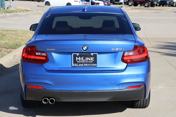 $18676 : 2017 2 Series 230i xDrive image 9