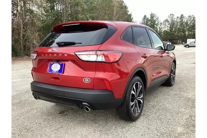 $17484 : Ford Escape 2022 SE 4dr SUV image 5