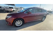 $12900 : 2018 Pacifica thumbnail