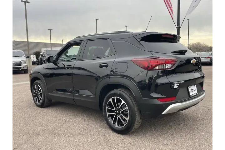 $20545 : Chevrolet Trailblazer 2024 L image 3